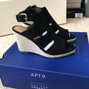 Apt 9 Black Wedge Sandals